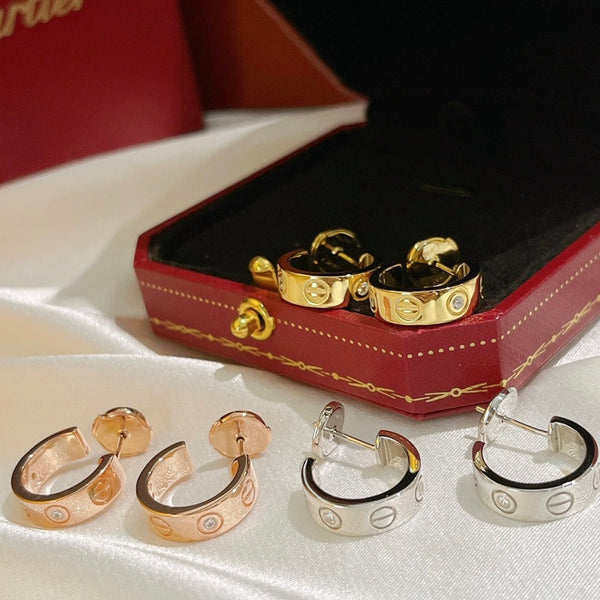 <CHIBA>LOVE EARRINGS 5.7MM 2 DIAMONDS