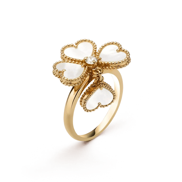 <CHIBA>SWEET CLOVER WHITE MOP RING