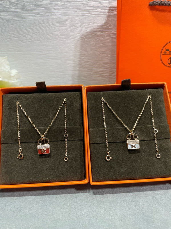 <CHIBA>H CIRCE MOISSANITE PENDANT NECKLACE GOLD