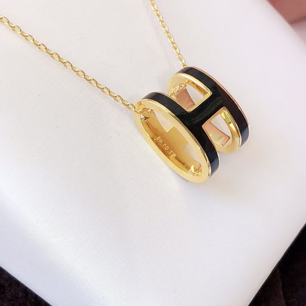 <CHIBA>HM CLIC BLACK ENAMEL GOLD NECKLACE