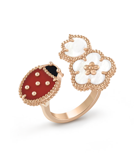 <CHIBA>LUCKY 3 MOTIF ROSE GOLD RING