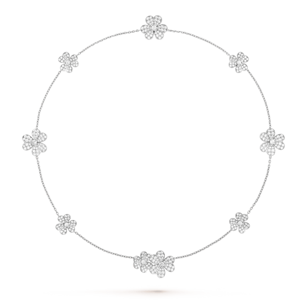 <CHIBA>FRIVOLE SILVER 9 FLOWERS NECKLACE