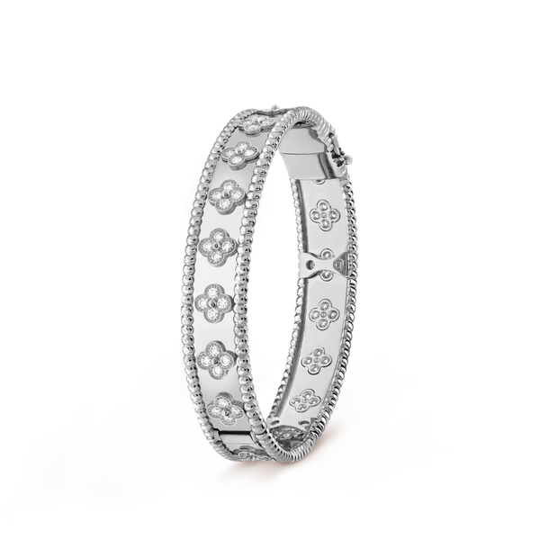 <CHIBA>CLOVER BRACELET 8MM DIAMONDS